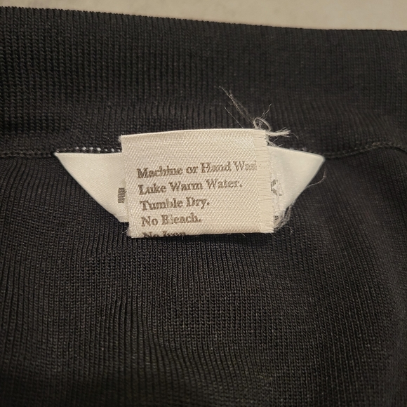 Misook Knee Length Fit and Flare Skirt Size Small - Picture 7 of 7